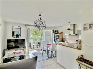 t2 à la vente -   17137  L HOUMEAU, surface 12 m2 vente t2 - UBI438922058